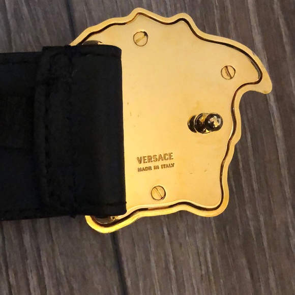 Versace Palazzo Belt with Medusa Buckle - Picture 4 of 5